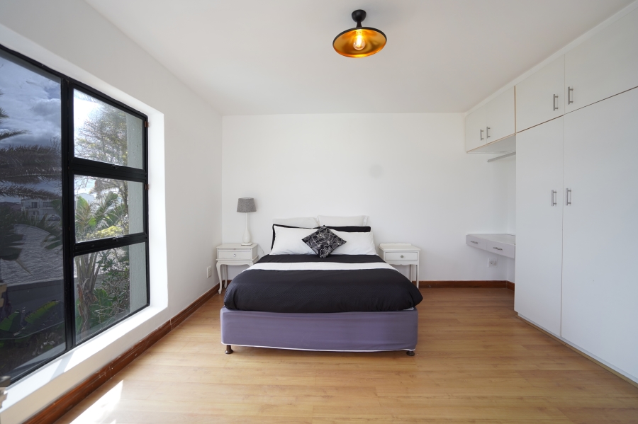 4 Bedroom Property for Sale in Van Riebeeckstrand Western Cape